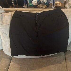Croft & Barrow Dark Skort